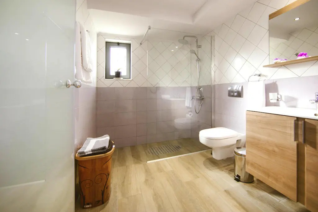 Semi-detached House With Private Pool