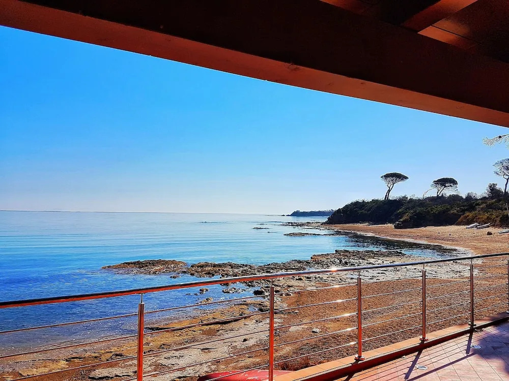 Brezza Marina Guesthouse