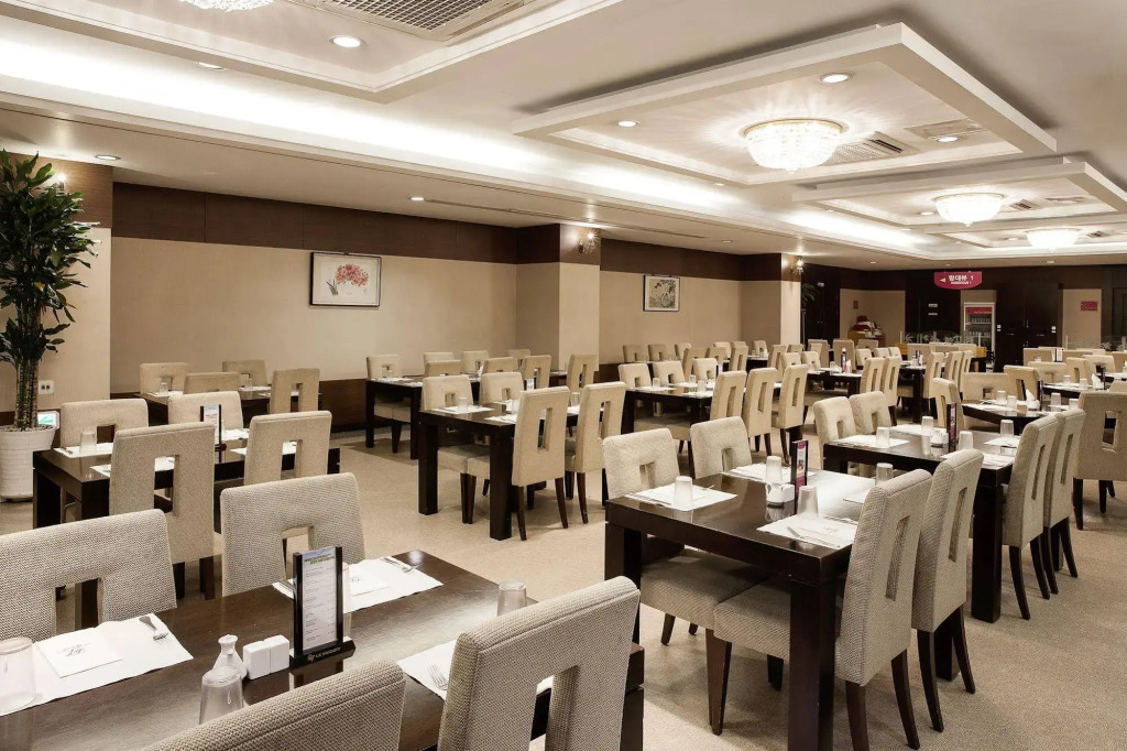 Hotel Riviera Yuseong