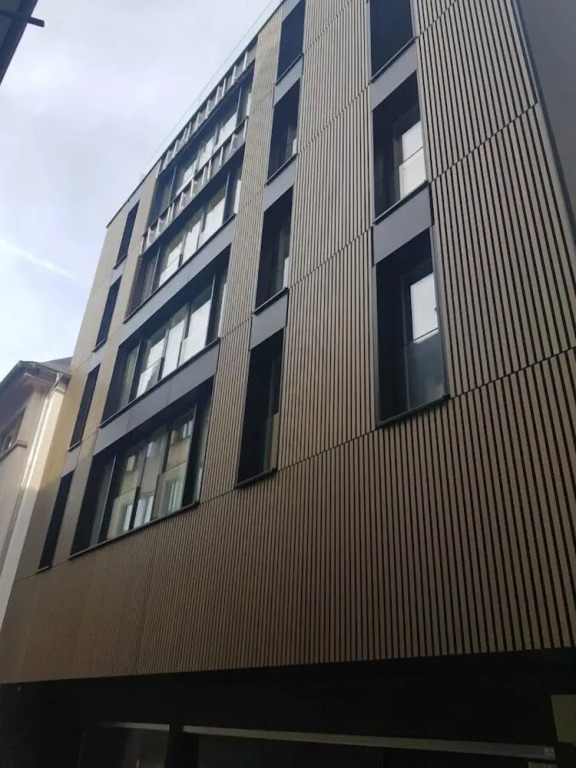 Trendy New & Large 3 Beds, 90m2 in City Center