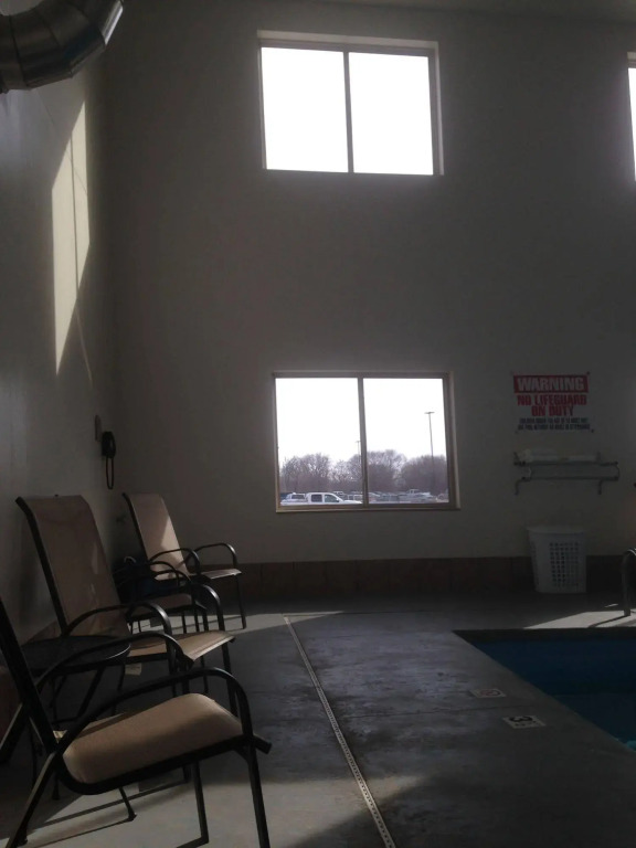 The Edgewood Hotel and Suites