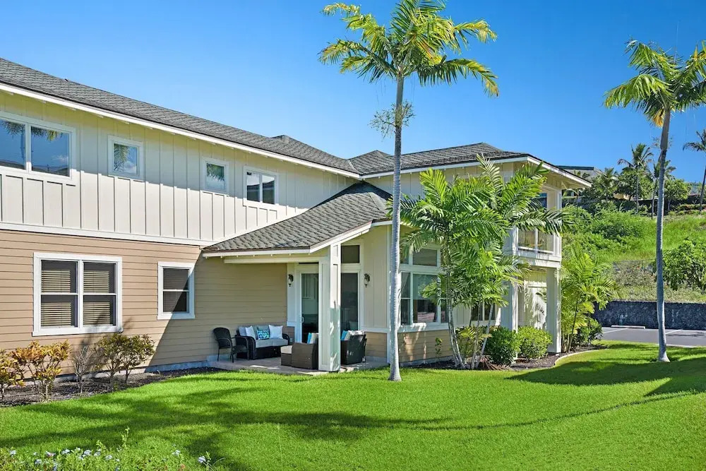 Ocean View - AC & Wifi - Walk to Beach & Shopping - Vrkcv