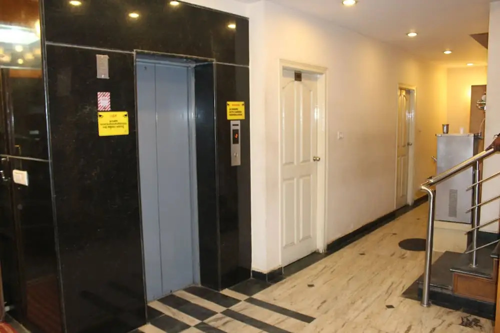 Hotel SLN Comforts