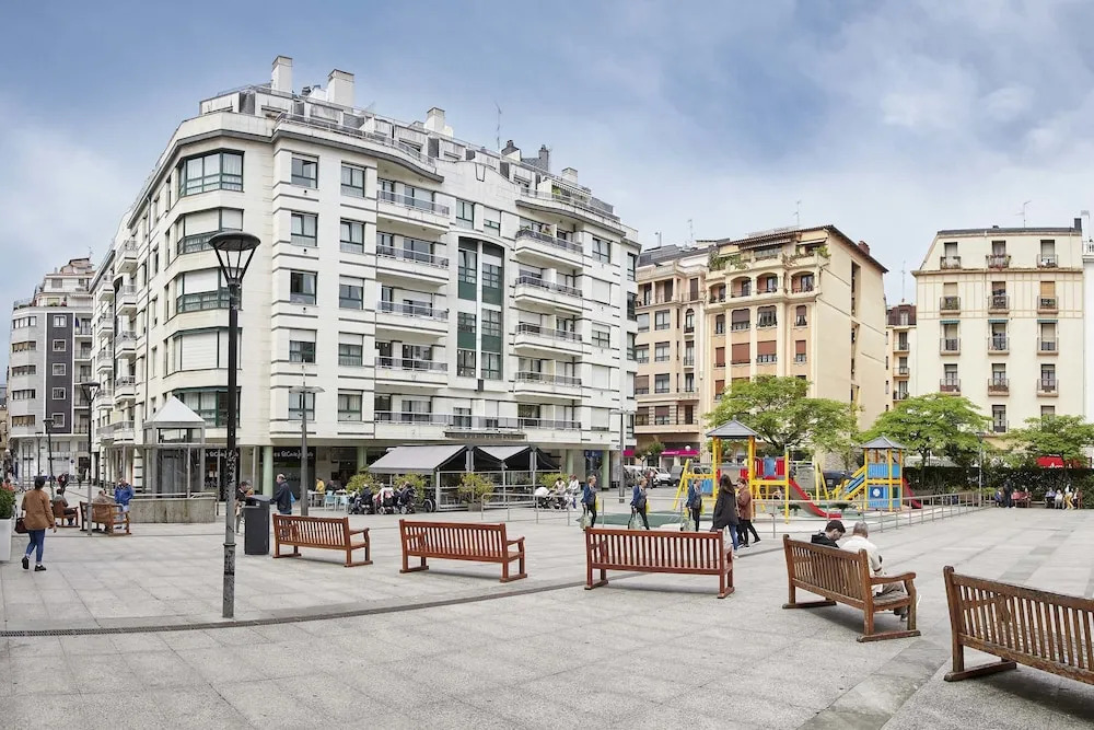 Nafarroa Plaza By Feelfree Rentals