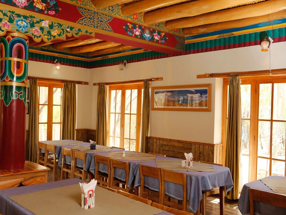 Hotel Grand Willow