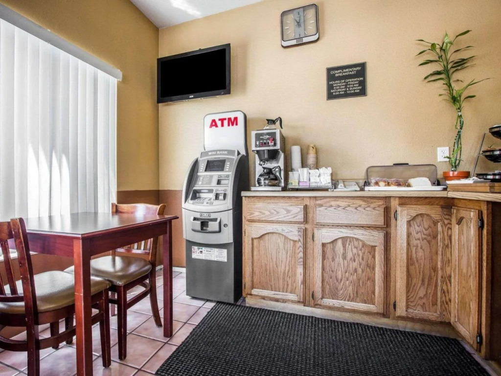 Rodeway Inn Carson - Los Angeles South