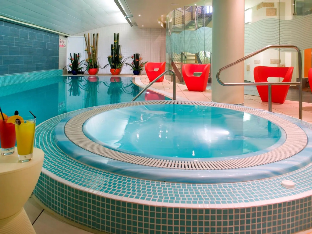 Novotel Edinburgh Centre