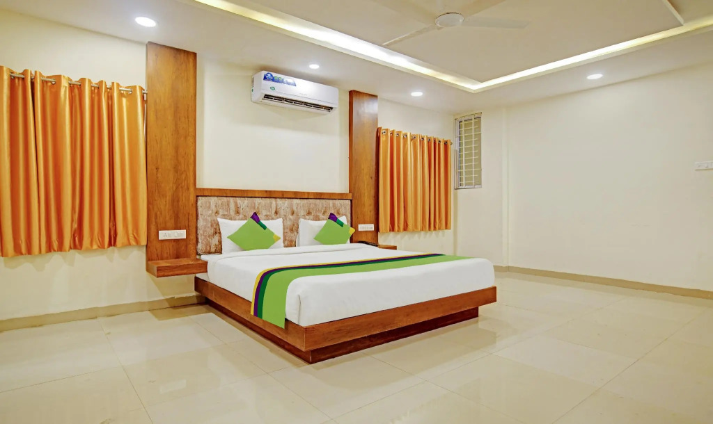 Treebo Royal Empire Indore