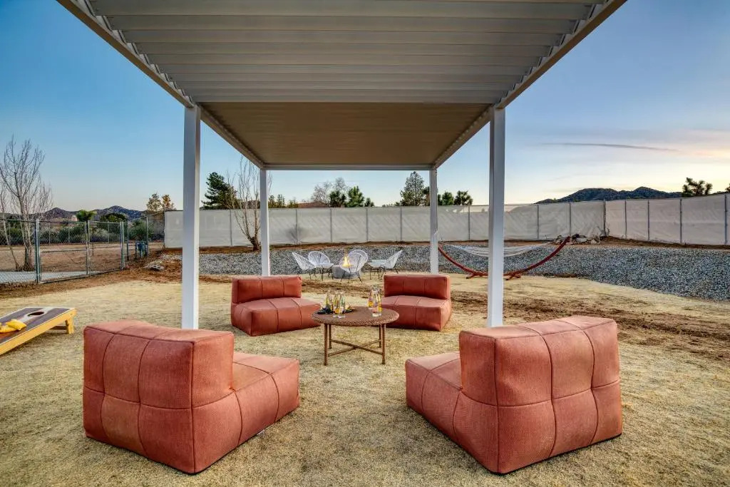 Mojave Moon by Avantstay Modern & Bright JT Home in Great Location w/ Pool & Hot Tub