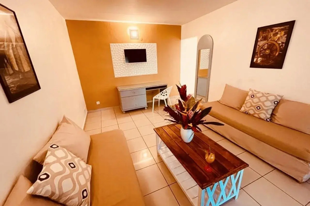 Tropicana Suites