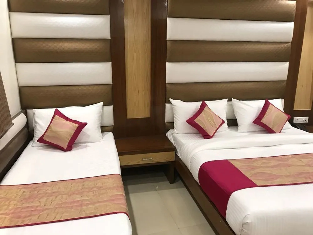 Hotel Shiv Dx