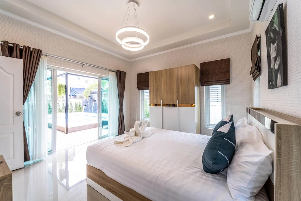 New 2 Bedroom Pool Villa C882