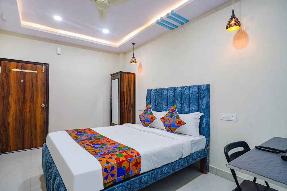 FabHotel Grand Broholic - Nr Hitech City