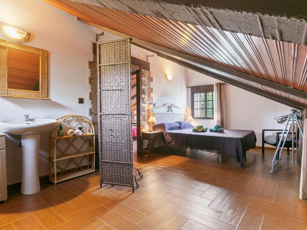 Tranquil Cottage in Torrox With Private Swimming Pool