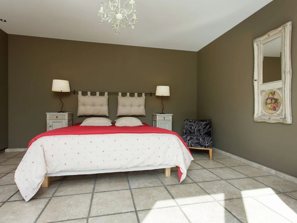 Pretty Cottage in Rendeux With Terrace, Garden and Barbecue