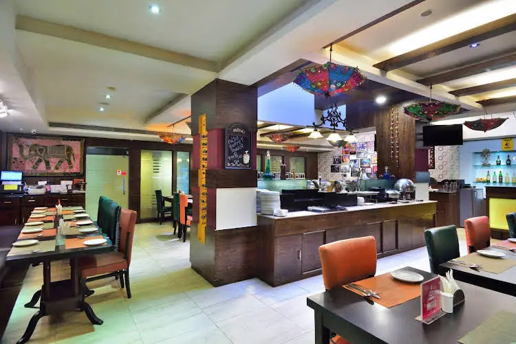 Majestic-2, Hotel Crossroads
