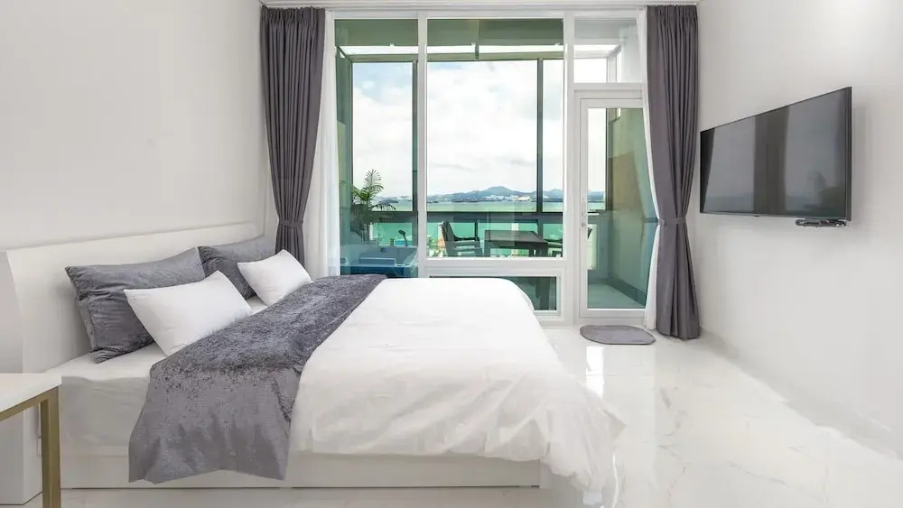 Yeosu Hemiswi SPA Pension
