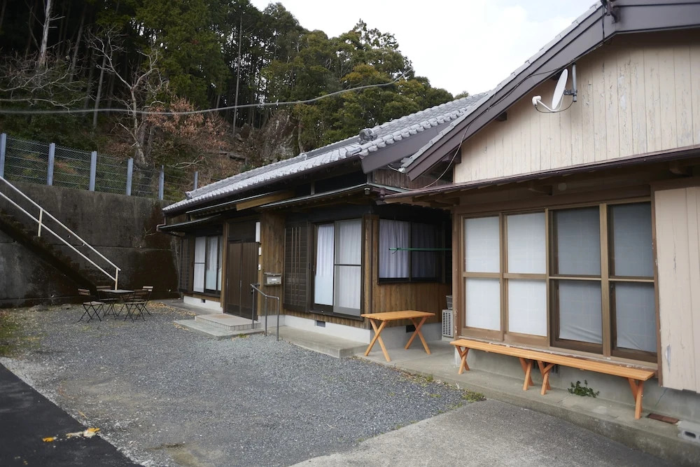 Vacation rentals -sui-