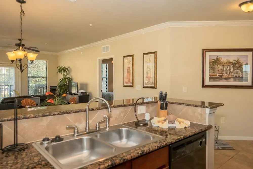 BP521CP Bella Piazza - Three Bedroom Condo
