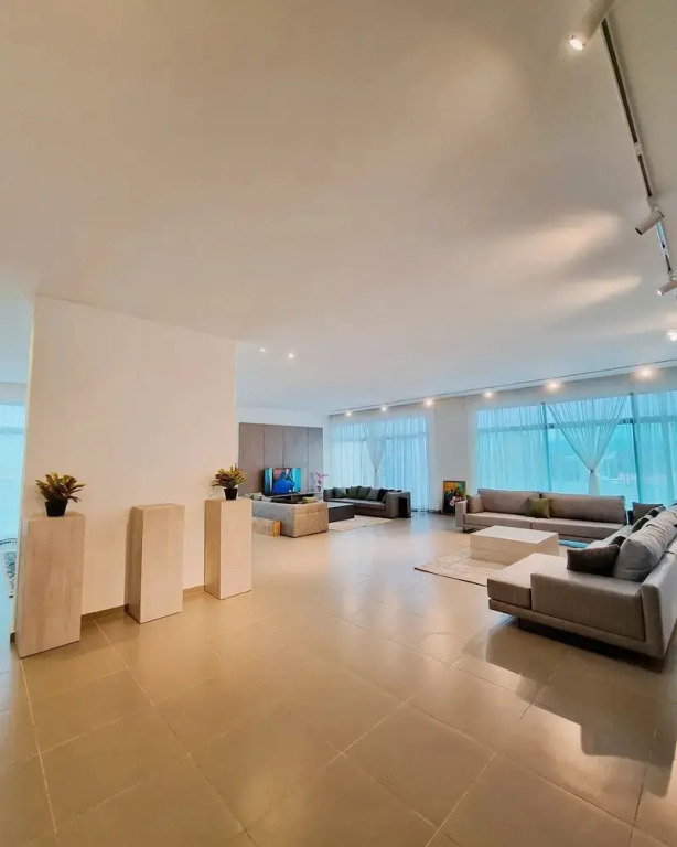 Boya Apartments