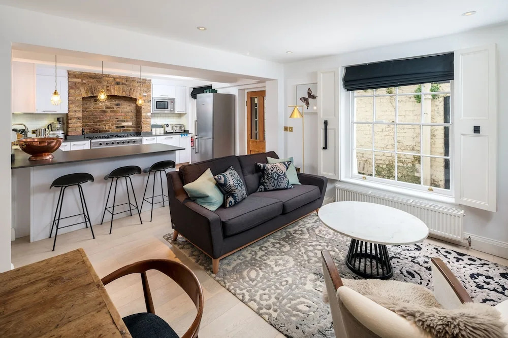 Modern 3 BR flat near Baker street and Marylebone