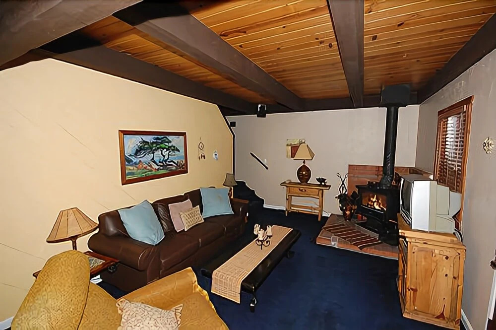 3373 Cape Horn Road 3 Bedroom Cabin