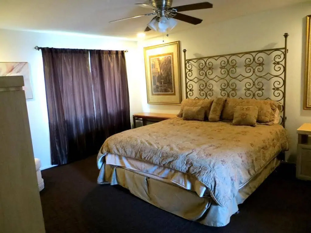 Vegas Oasis Home w/ Pool & Spa: 7 Miles to Strip