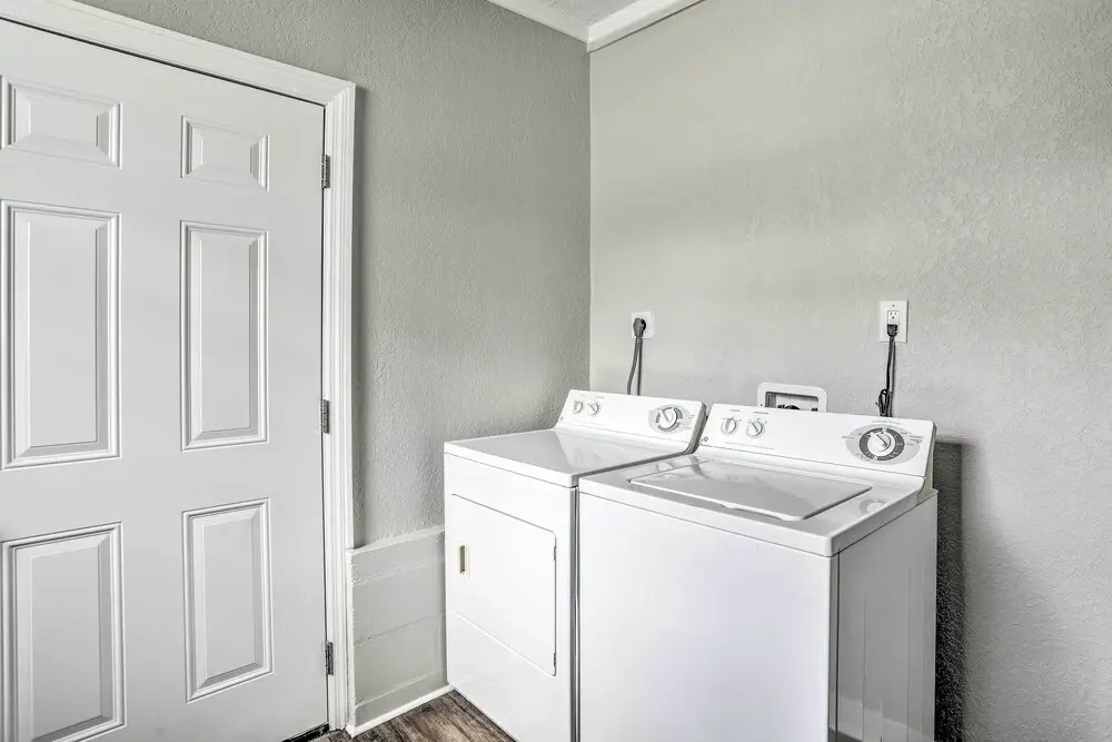 Pet-Friendly Gulfport Home u003c 2 Mi to Beach