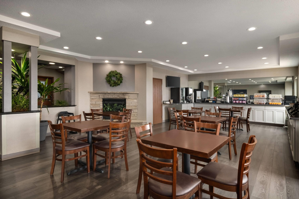 Baymont by Wyndham Rockford