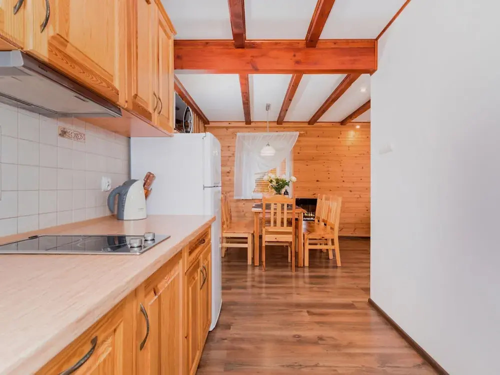 Comfortable houses with swimming pools, Rewal