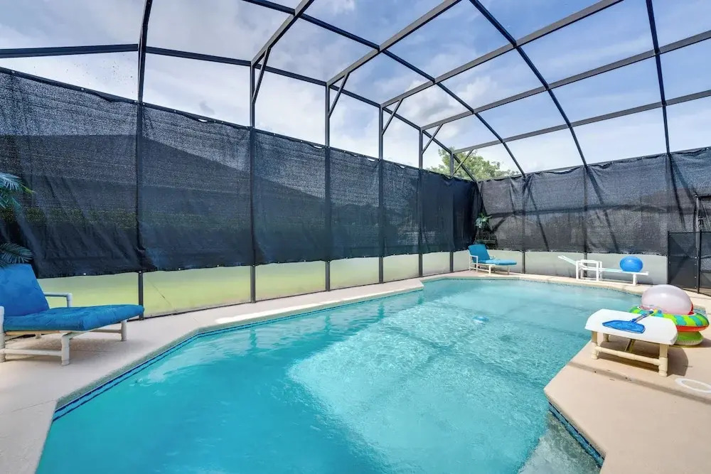 20 Mi to Disney: Family Home w Pool in Davenport