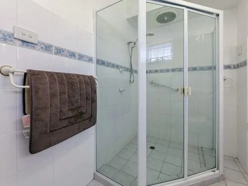 Laman Lodge, Unit 2, 15 Laman Street