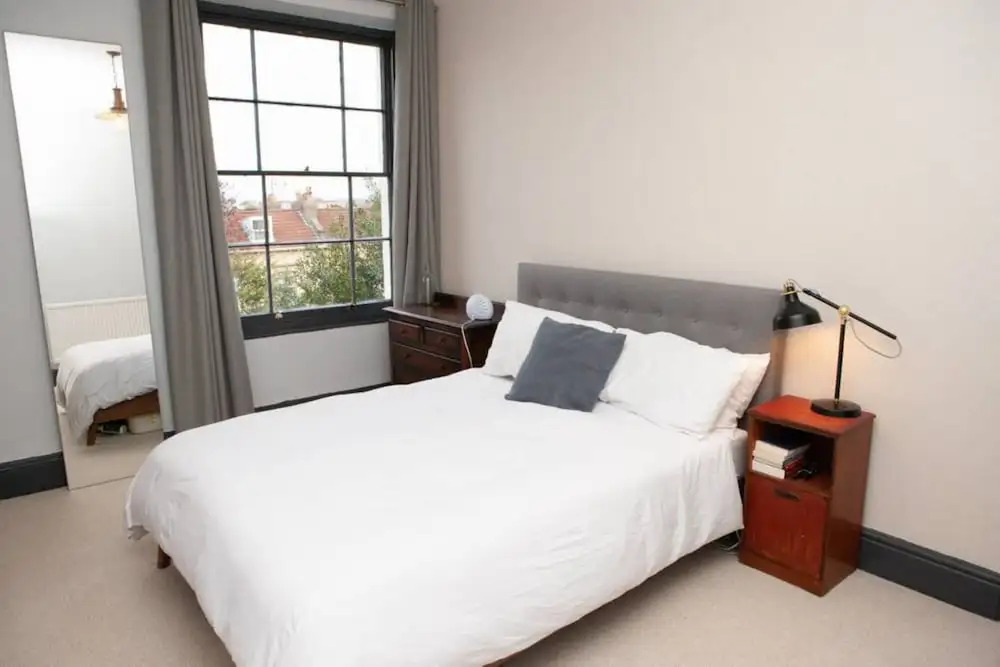 Spacious Victorian Flat in the Heart of Bristol