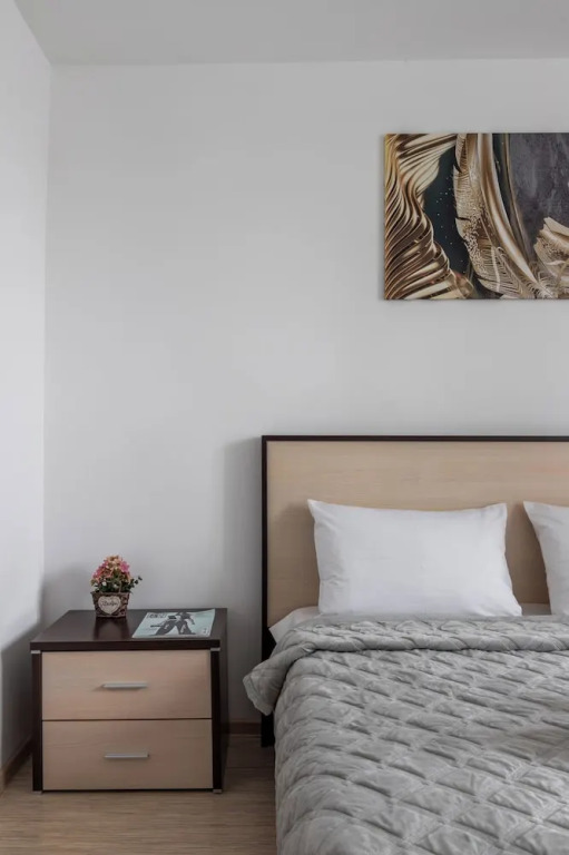 Modern 3-rooms apartment Musical Theater