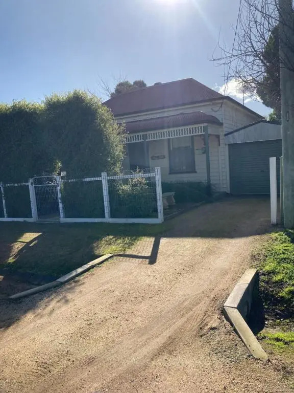 Gleeson St Guest Bungalow