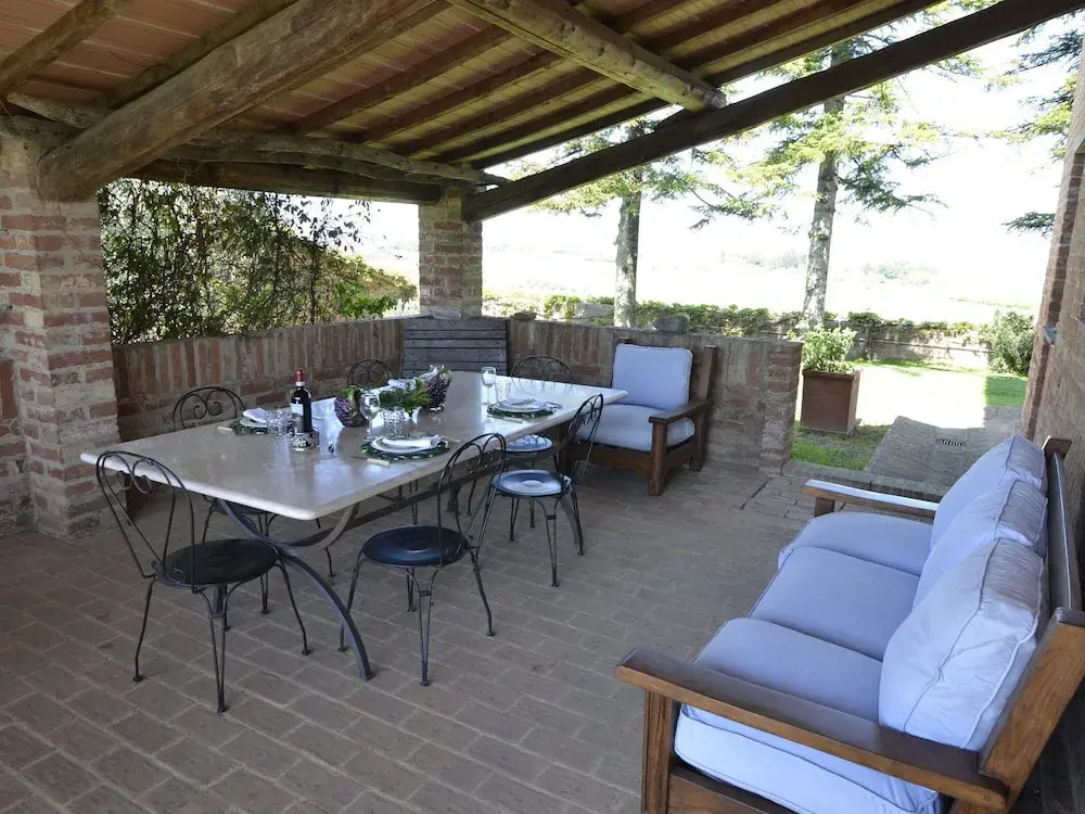 Pleasant Villa In Valiano With Terrace, Garden, Sun-Loungers
