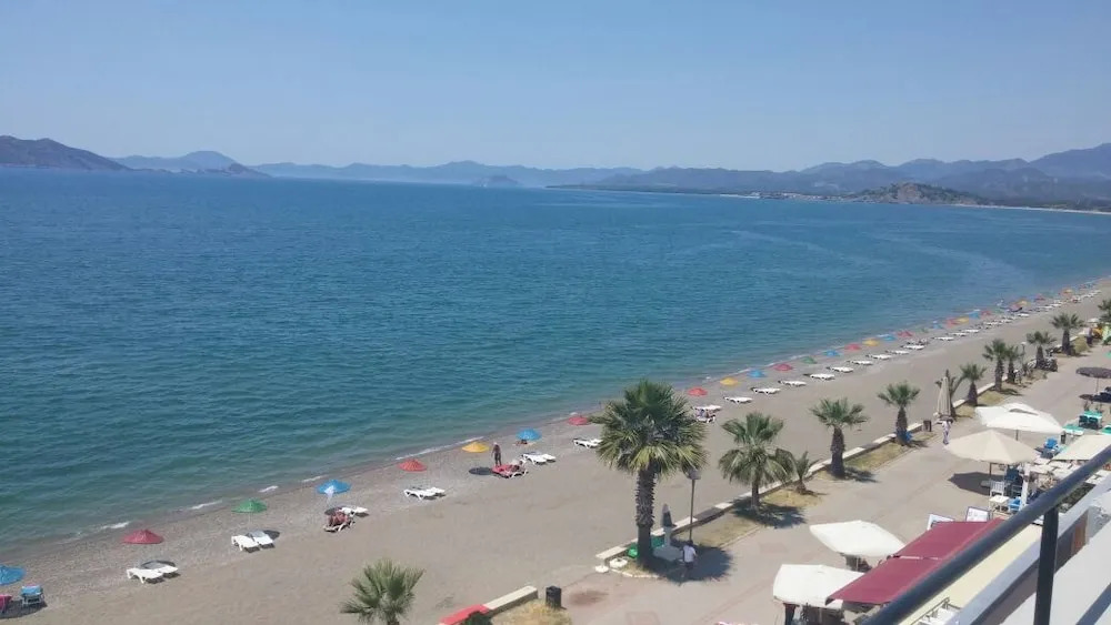 Adrian Beach Hotel