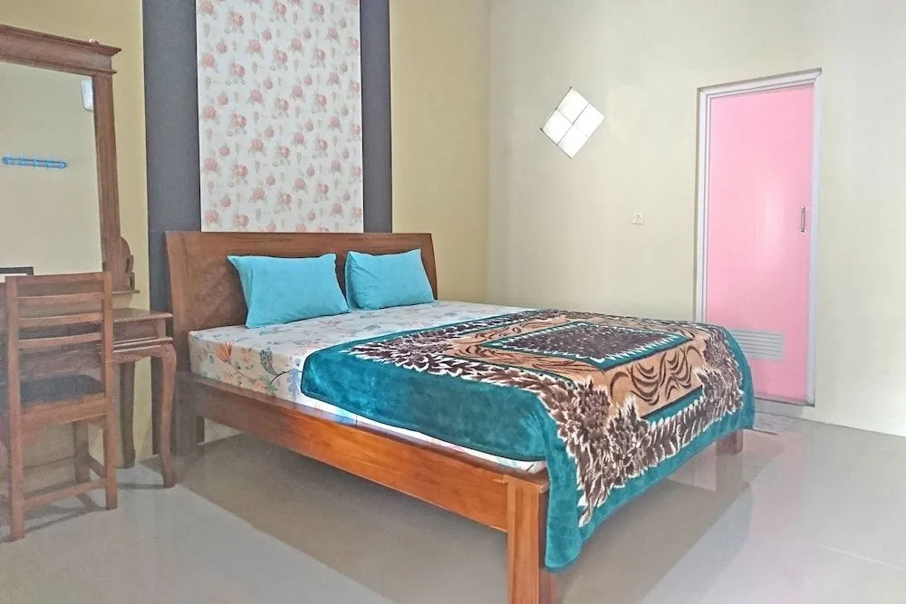 OYO 2442 Windrisari Homestay
