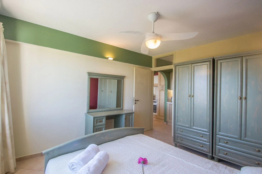 Monte Elias Suite
