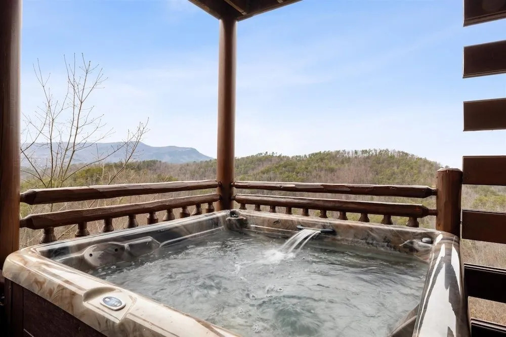 Blue Ridge Refuge 8 Bedroom Cabin by Redawning
