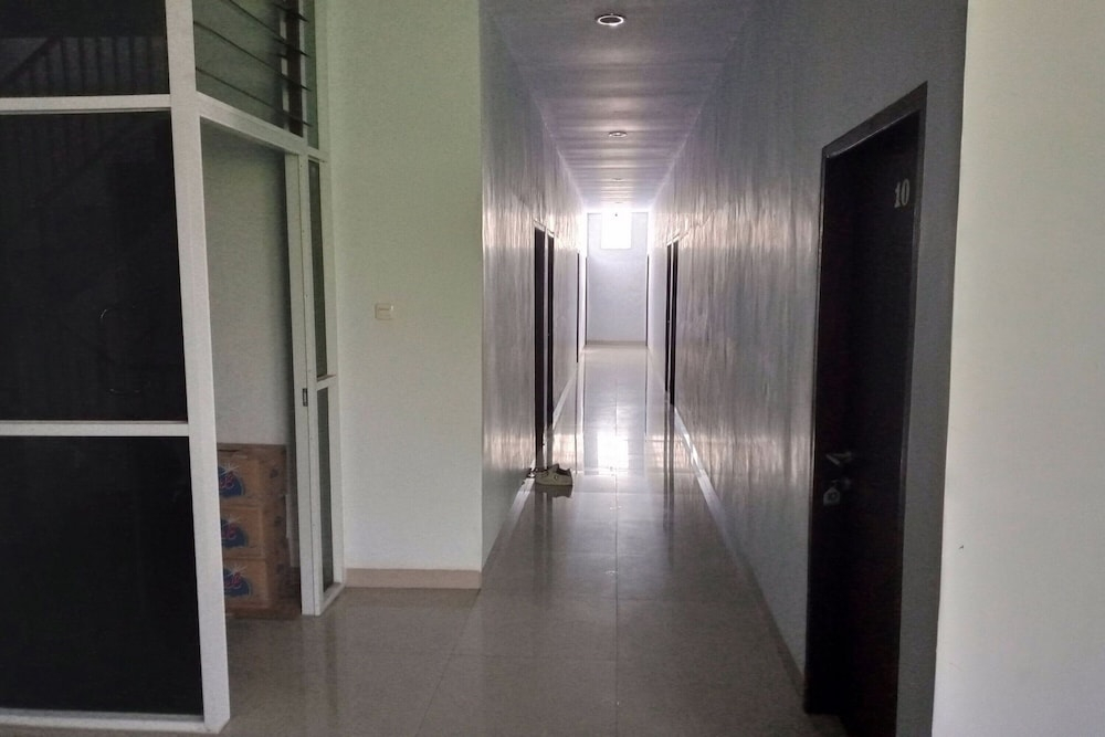 Hotel O Kost Nian Syariah Near SPBU Pertamina 74.91657 Mattirotasi Sidrap
