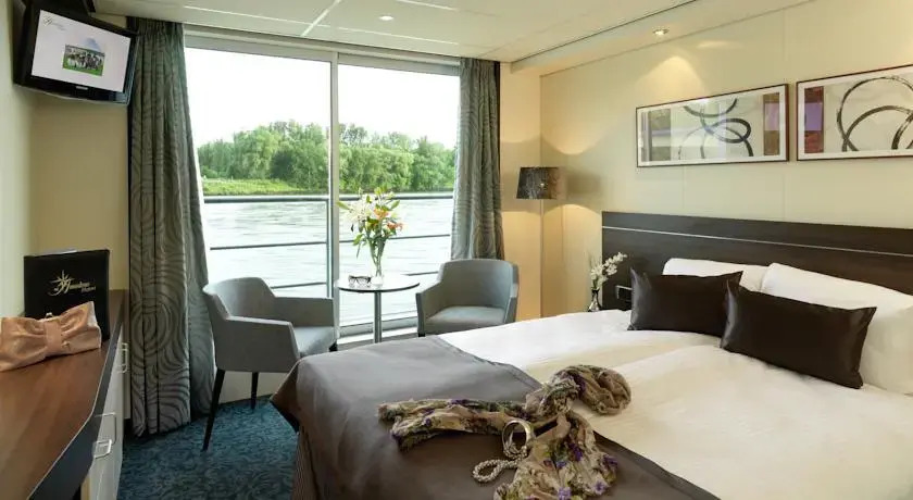 Regis Hotelschiff 4* Rheinterrasse