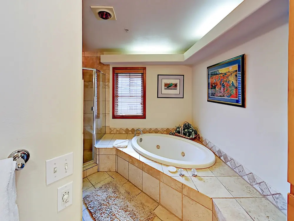 Ski-in/Walk-out Breckenridge Condo by RedAwning