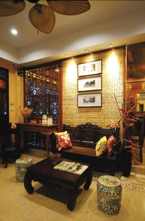 Focal Local Bed & Breakfast