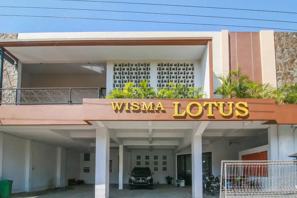 Wisma Lotus Syariah by RedDoorz