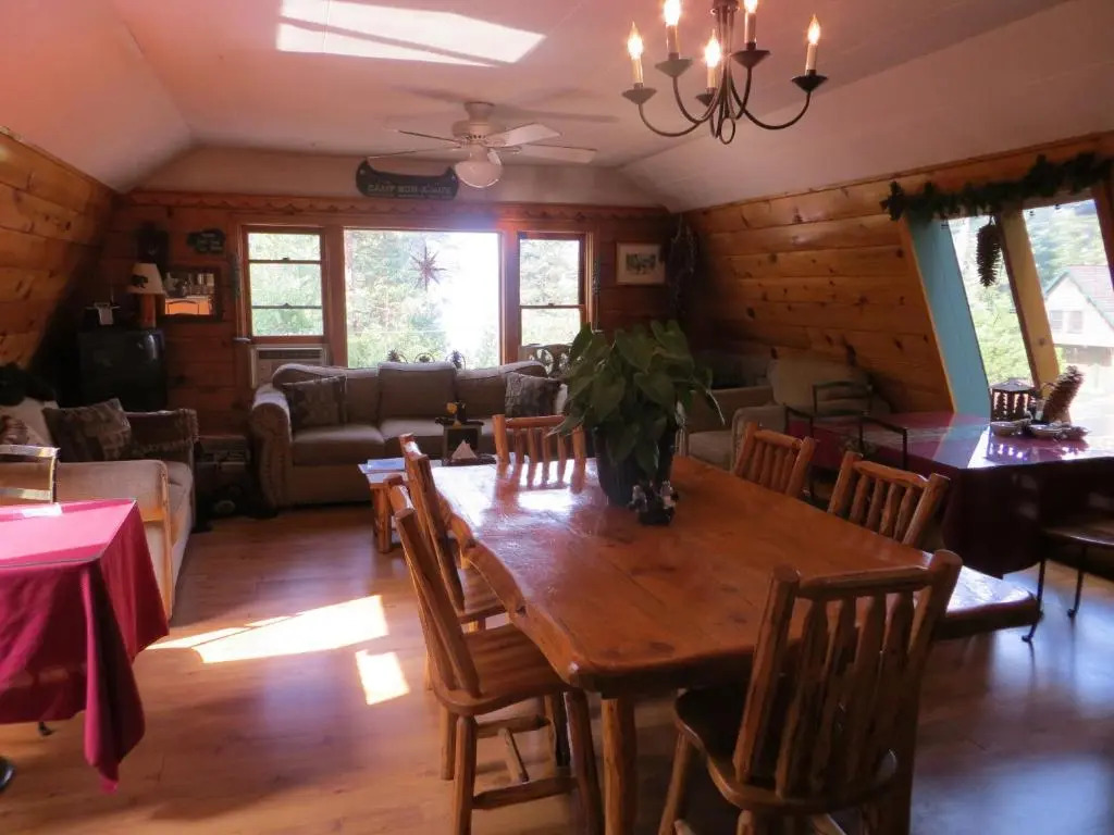 Tahoma Meadows - Sugar Pine Cabin