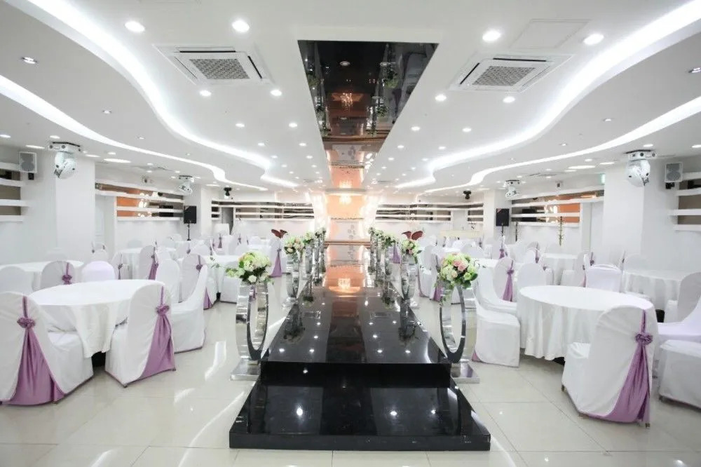 Prince Hotel
