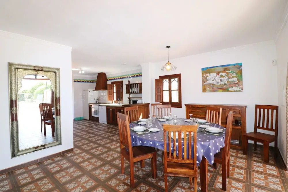1071 Villa la Molineta