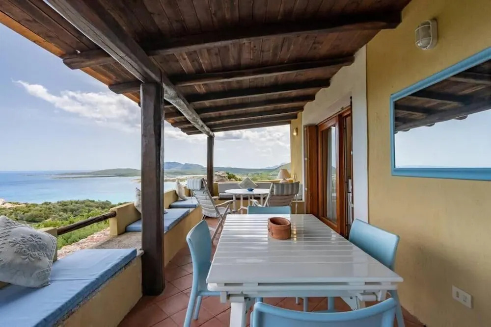 Porto Rotondo Vista Incantevole sul Mare e Yacht