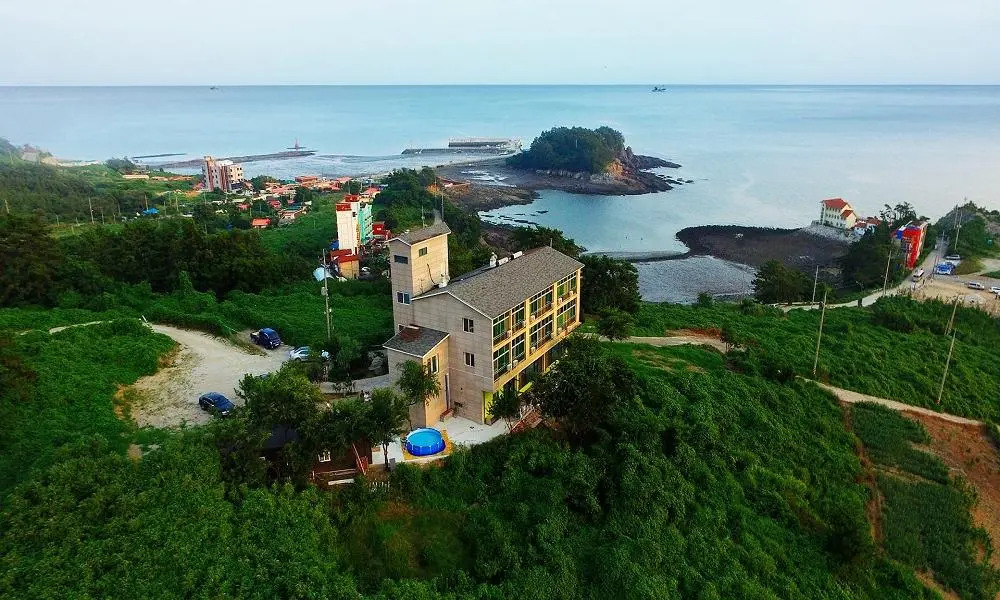 Buan Haeneomii Chukjae Pension